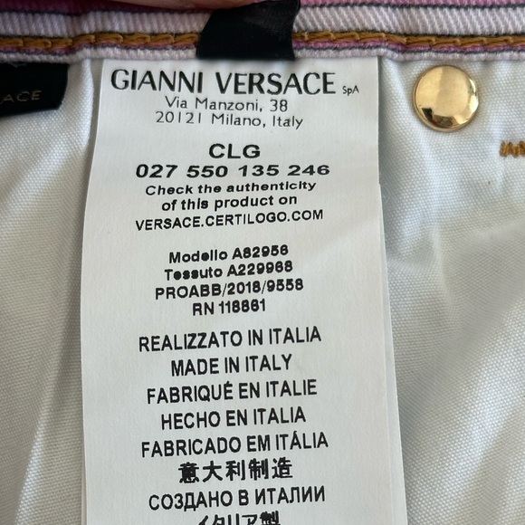 Versace Barocco Mosaic Printed Jean shorts Size 29 with a bit of stretch - Picture 11 of 11
